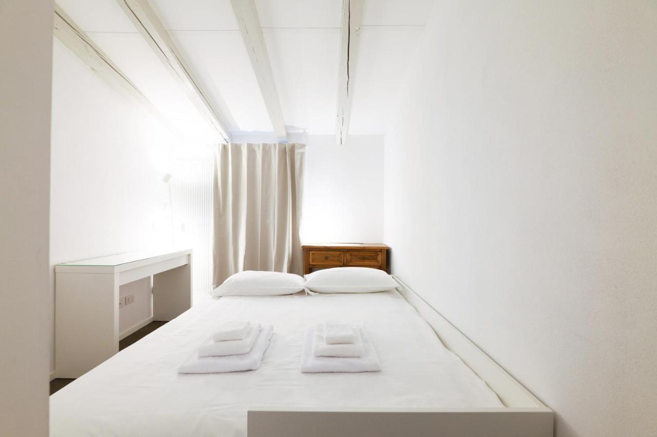 Prestige Boutique Homes - Il Nido Dei Navigli ミラノ エクステリア 写真