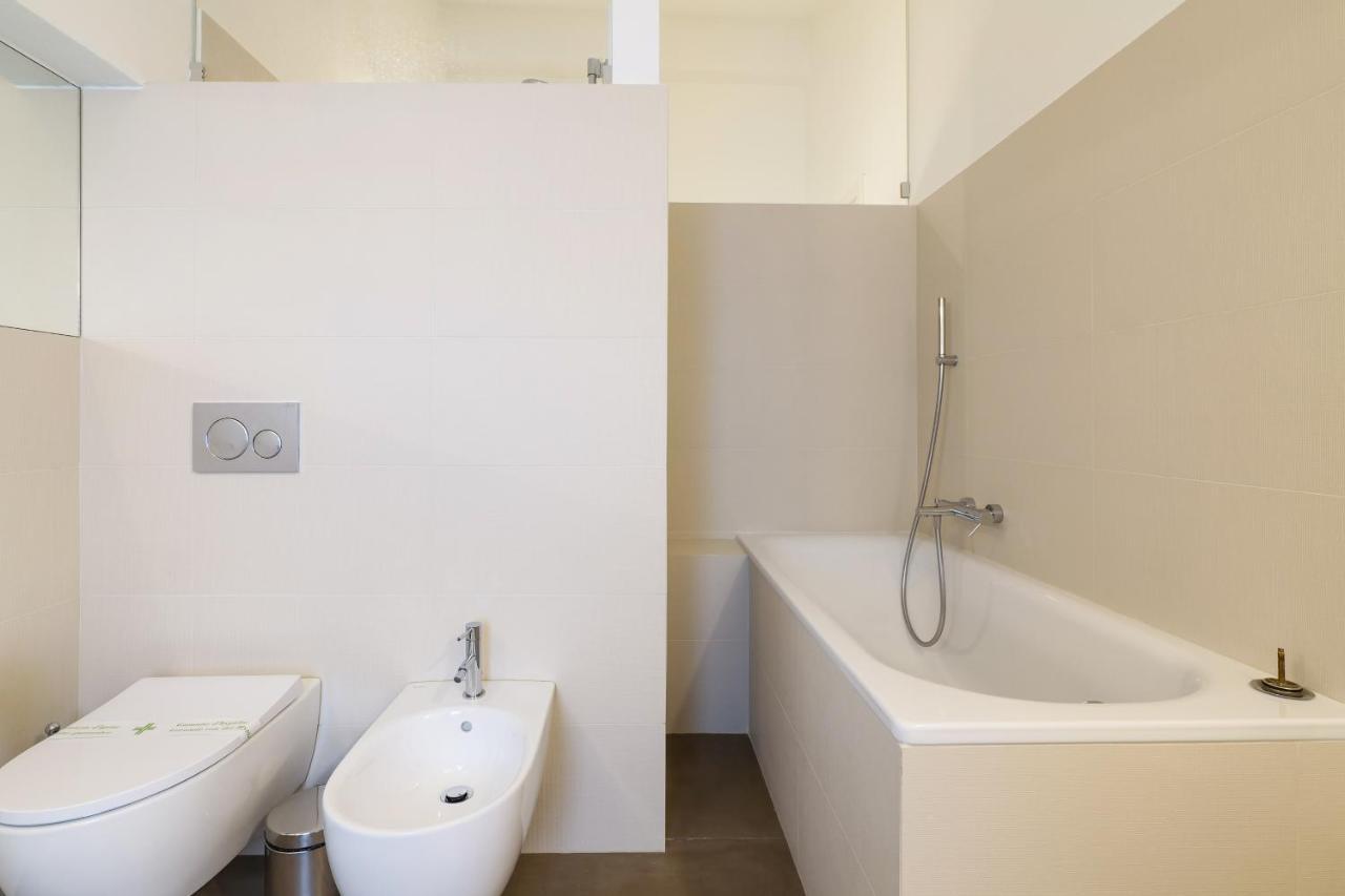 Prestige Boutique Homes - Il Nido Dei Navigli ミラノ エクステリア 写真