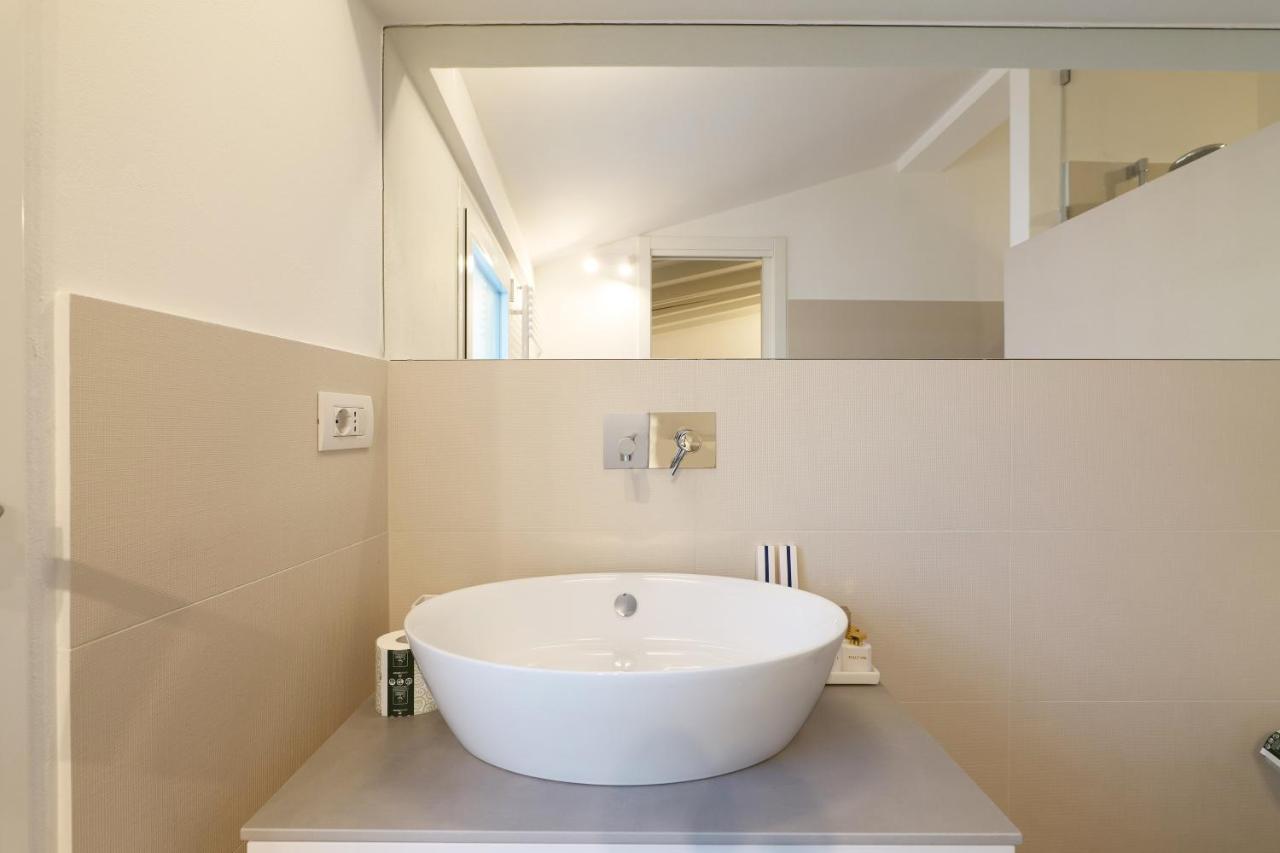 Prestige Boutique Homes - Il Nido Dei Navigli ミラノ エクステリア 写真