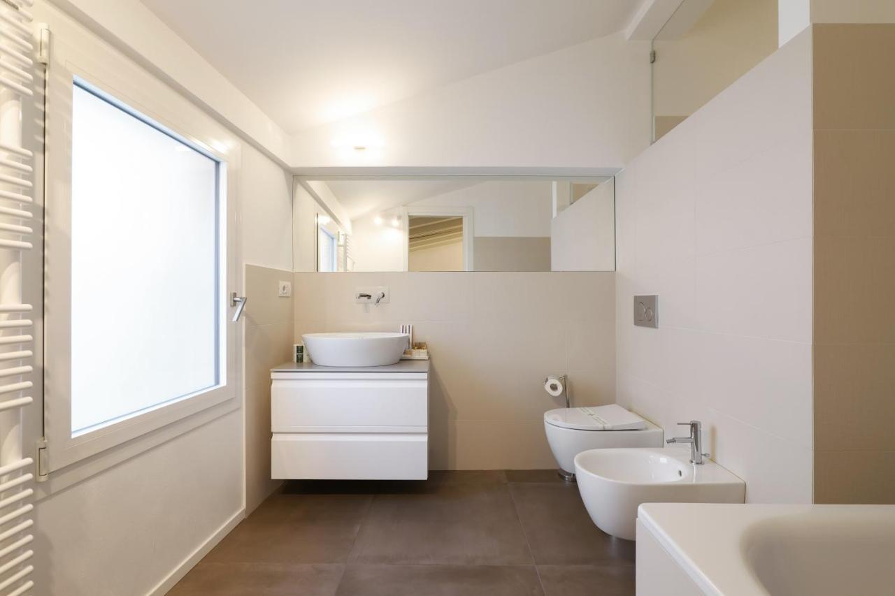 Prestige Boutique Homes - Il Nido Dei Navigli ミラノ エクステリア 写真